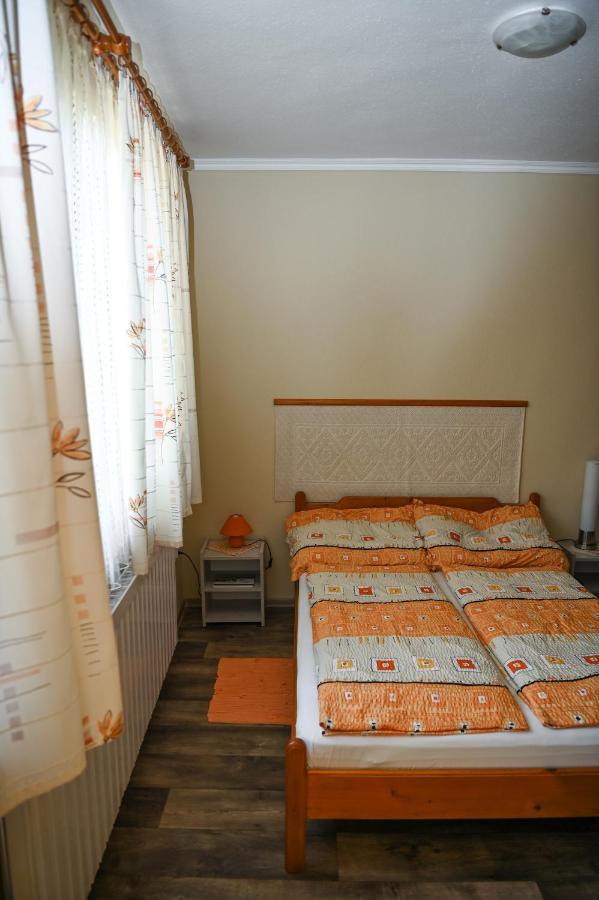 Angela Vendeghaz Hotel Tokaj Exterior photo